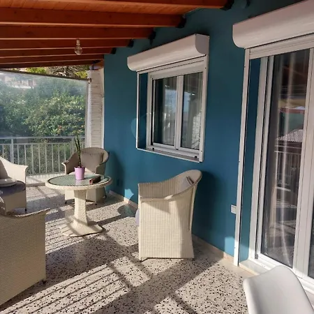 Bella Vista アパート