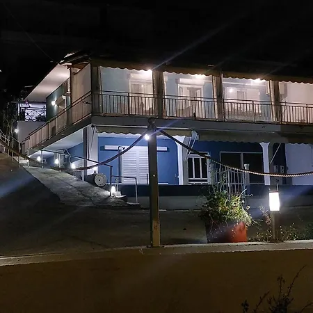 Bella Vista アパート *