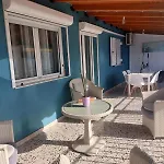 Bella Vista Apartment *
