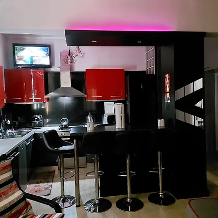 Bella Vista * Αρκούδι